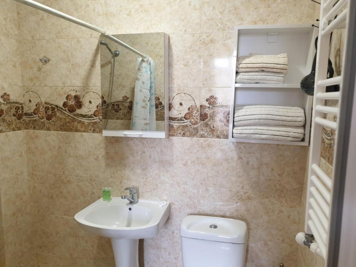 Telav Holl Hotel Telavi Eksteriør billede